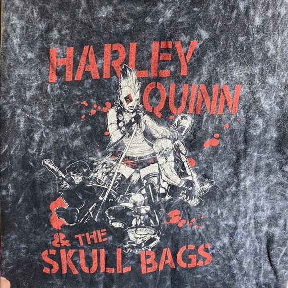 Harley Quinn Graphic Tank Top - Picture 3 of 3